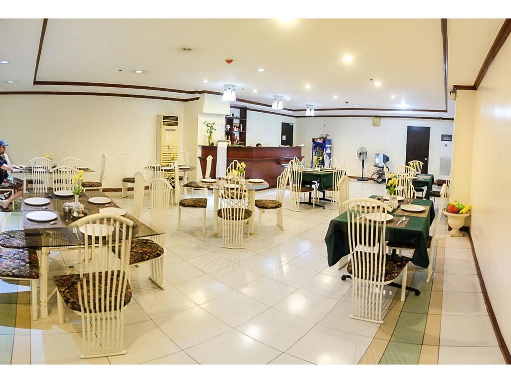 Crowne Garden Hotel Cebu Bagian luar foto
