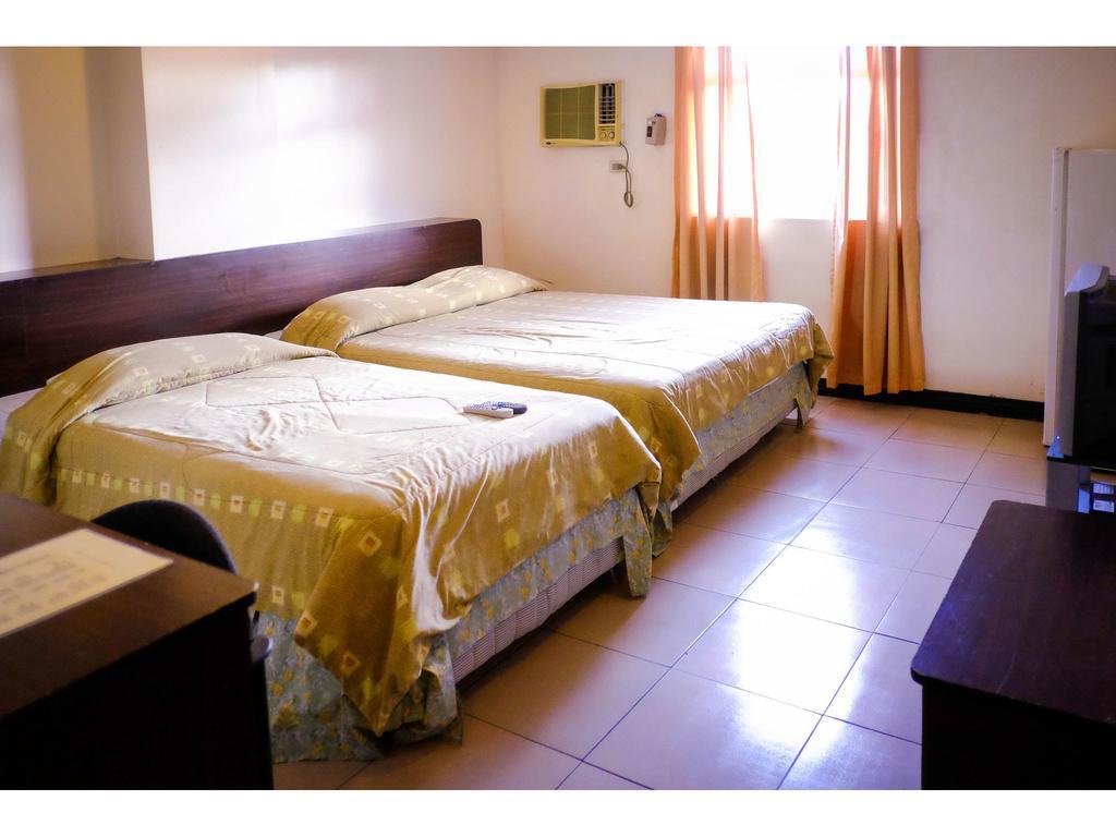 Crowne Garden Hotel Cebu Ruang foto