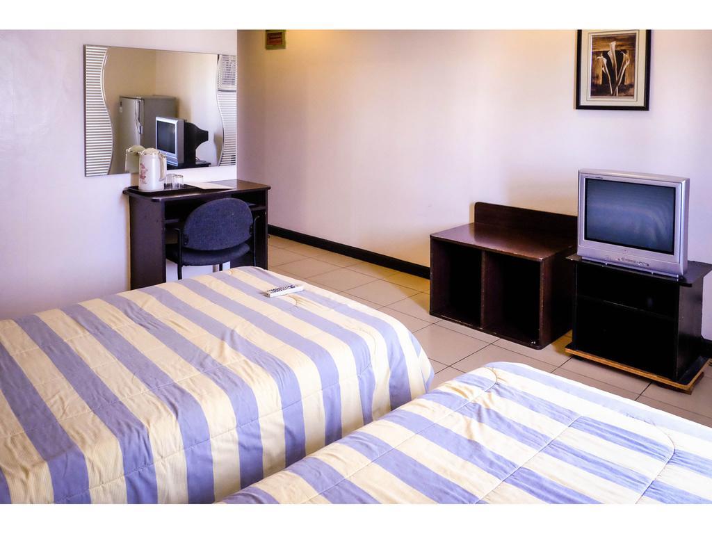 Crowne Garden Hotel Cebu Ruang foto